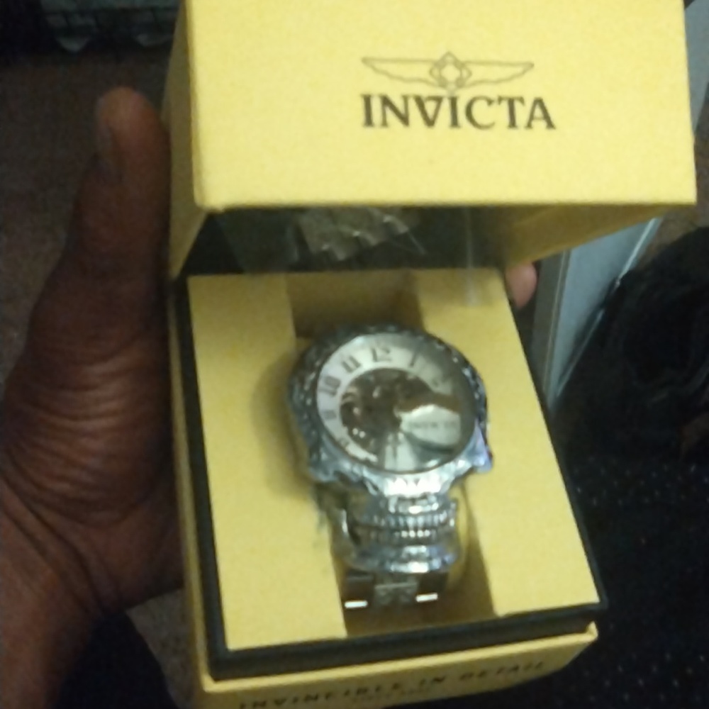 Brand new never worn Invicta big face skull watch